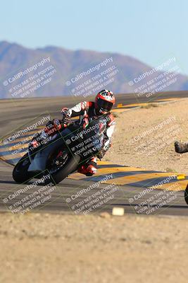 media/Dec-10-2023-SoCal Trackdays (Sun) [[0ce70f5433]]/Turn 12 (2pm)/